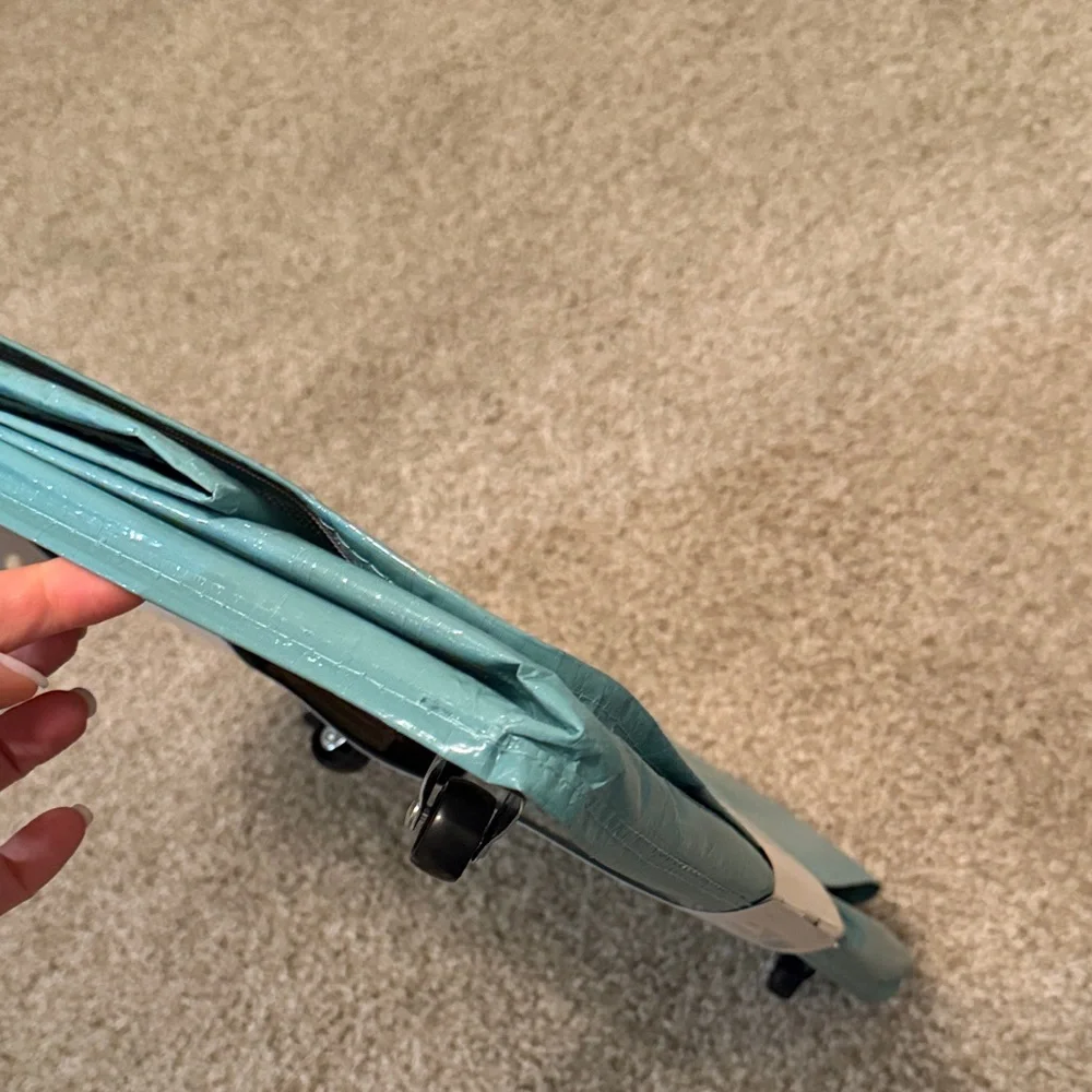 N/A spacious aqua